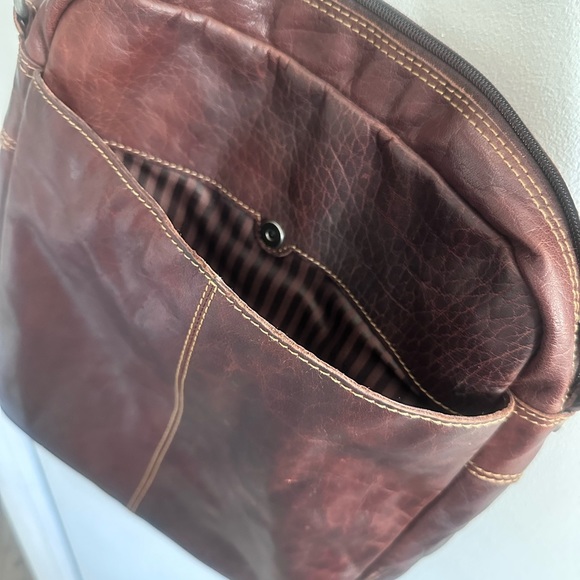 Jack Georges VOYAGER SLIM CROSSBODY W/ZIPPERED FRONT POCKET #7213 - Picture 5 of 14